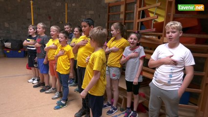 L'Avenir - Ils chantent la Brabançonne au cours de gym