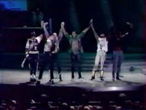 1983 Michael Jackson - Billie Jean & Jackson 5 medley