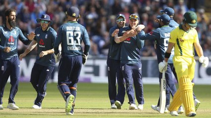 5வது போட்டியிலும் வென்று தொடரை கைப்பற்றிய இங்கிலாந்து- வீடியோ