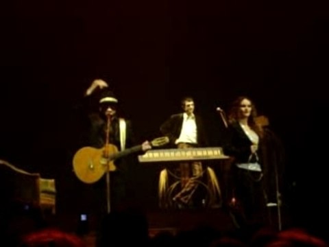 Vanessa Paradis Mathieu Chedid les piles concert forest