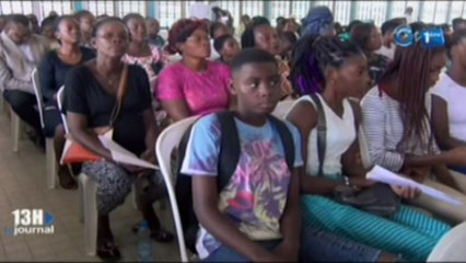 RTG / Remise de distinction aux meilleurs élèves du Lycée Paul INDJENDJET GONDJOUT