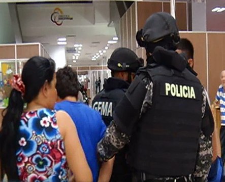 Guayaquil: tres personas se encuentran privados de libertad aparentemente por dedicarse al expendio de drogas