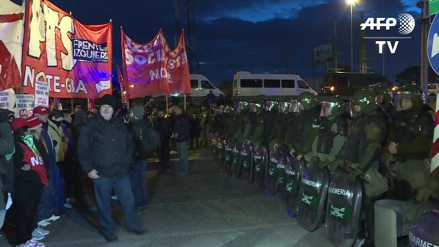 Argentina enfrenta greves contra ajustes e acordo com FMI