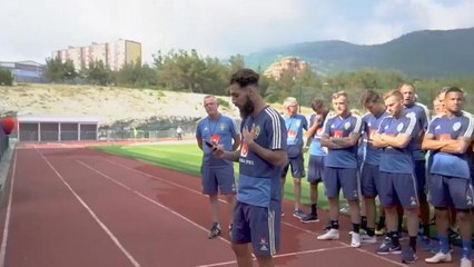 شاهد كيف رد لاعبو المنتخب السويدي على تعرض زميلهم لشتائم عنصرية