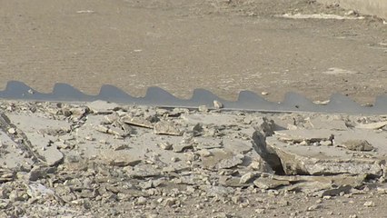 고속도로 타이어 펑크 사고 폭염 탓?...부실 가능성 / YTN