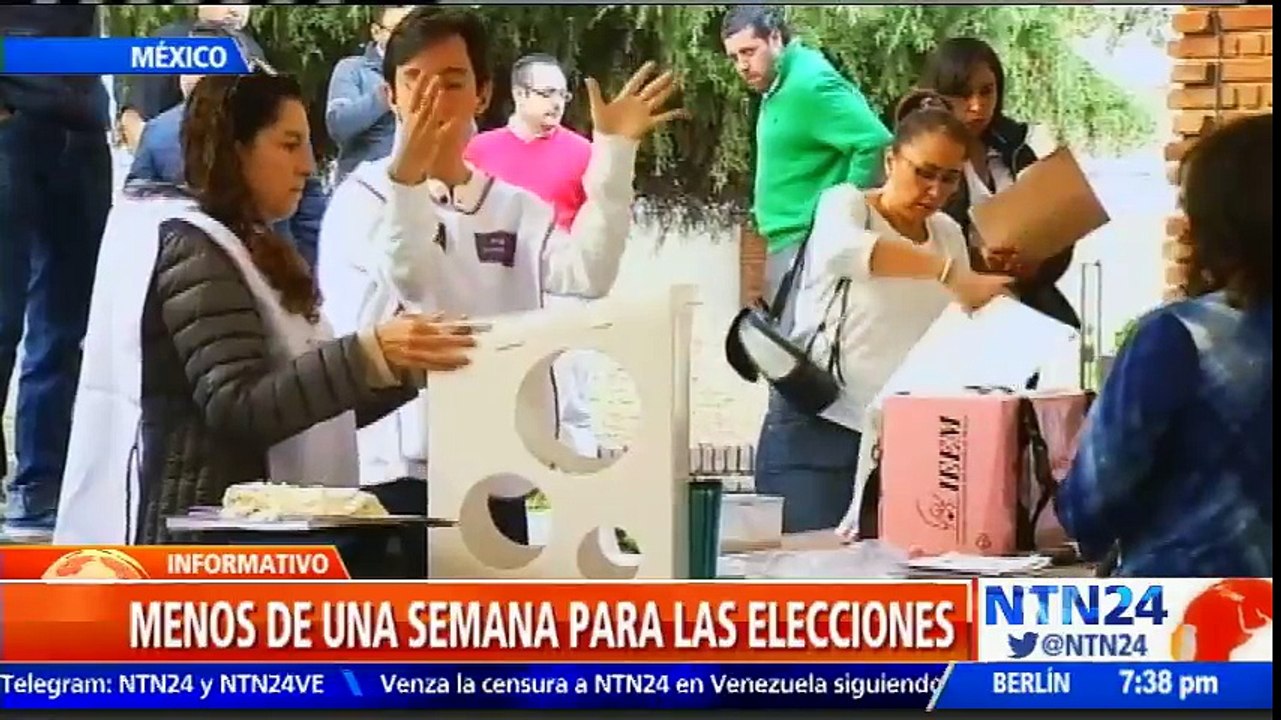 López Obrador, primero en el más reciente sondeo con 37.7 % de intención de voto