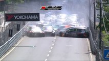 Une collision entre 2 voitures bloque toutes les pilotes au WTC Portugal !