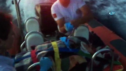 Kayalıklardan düşen kişiyi Sahil Güvenlik Kurtardı