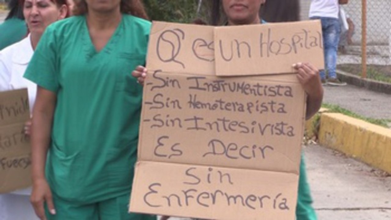 Profesionales de la salud protestan sueldos y condiciones laborales en Venezuela