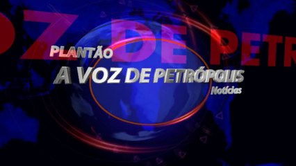 MENTIRA - Ovos de plástico fabricados na china, para venderem como verdadeiros.