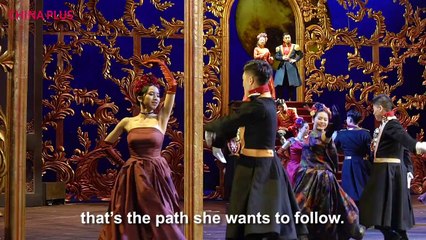 The Chinese version of Broadway musical Cinderella hits the stages of Shanghai, Beijing and Shenzhen. Directed by Joseph Graves, a western theatre actor and dir