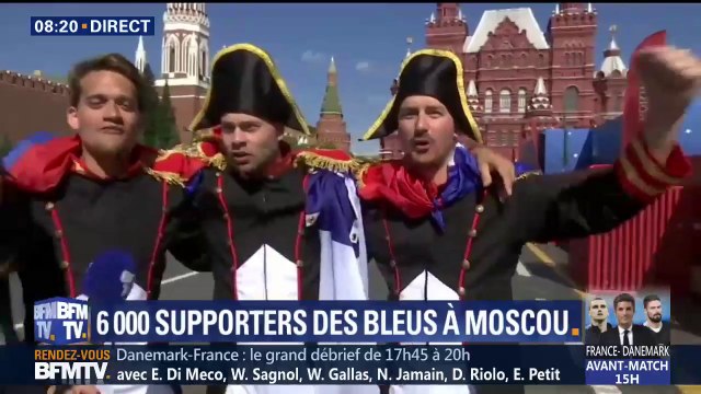 À quelques heures du 3e match des Bleus, ces supporters français chantent déjà sur la place Rouge de Moscou