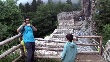 Aya Varvara Kilisesi'ne Arap turist ilgisi