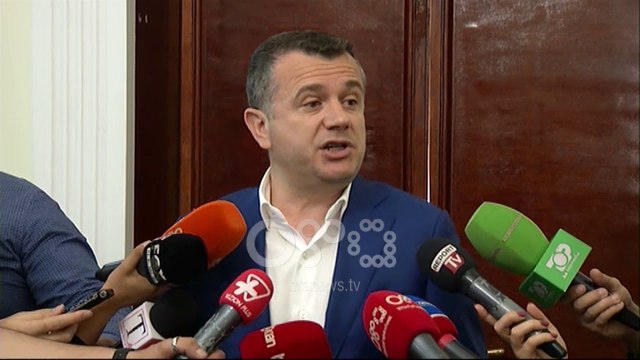 Ora News - Balla: Nëse kam lidhje me 3.4 mln eurot më bëni gjyqin në sheshin Skënderbej