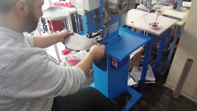 KUŞGÖZÜ ÇAKMA MAKİNASI OTOMATİK PULLU KM 6300