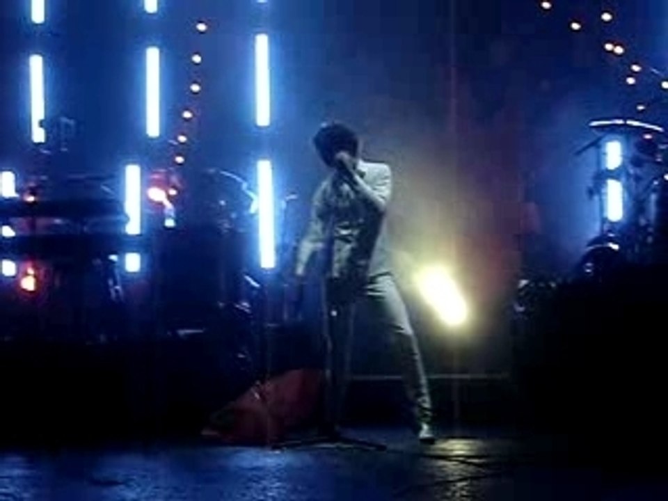 Mika Londres 2/12 Intro Love Today 2