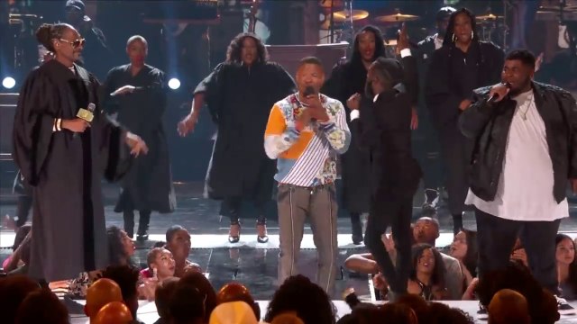 Jamie Foxx, Snoop Dogg & Tye Tribbett Everything's Gonna Be Alright Live @ BET Awards, Microsoft Theater, Los Angeles, CA, 06-24-2018