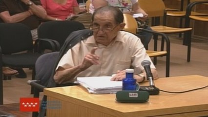 Doctor Vela niega entregara bebés robados y no reconoce su firma en documento