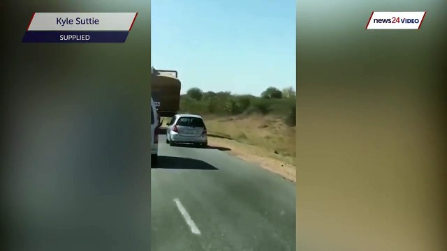 WATCH: SA man captures impatient driver's ill-fated attempt to overtake abnormal load