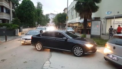 Fırtına ve Yağış Bir Anda Bastırdı, Ortalık Savaş Alanına Döndü.