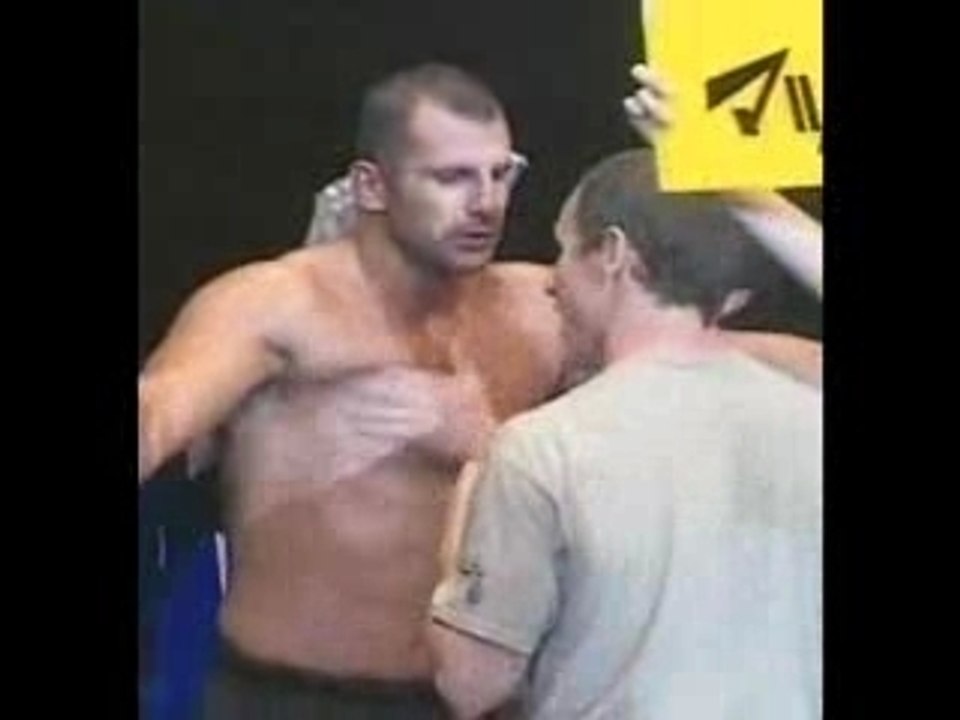 Peter Aerts　VS　Sam Greco