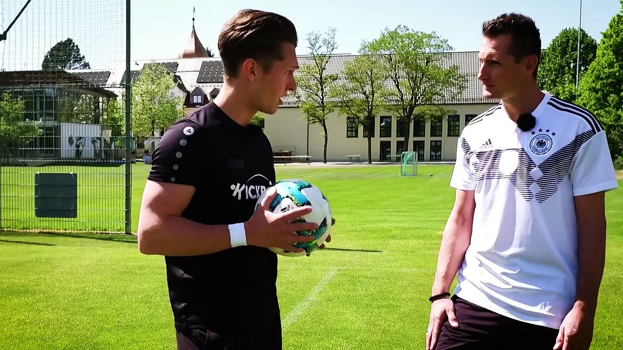 Kopfball Training mit Weltmeister Miroslav Klose | WM-Special I Kickbox