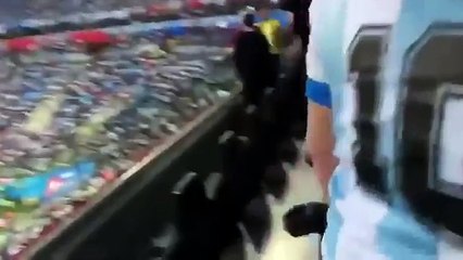 Maradona fracassé, ne tient plus debout après la victoire de l'Argentine contre le Nigéria