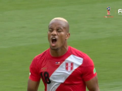 Goal of The Day - Gol Carillo Tinggalkan Kenangan Manis