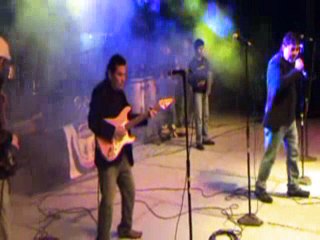 MAGICO - DEMASIADO ROMANTICA