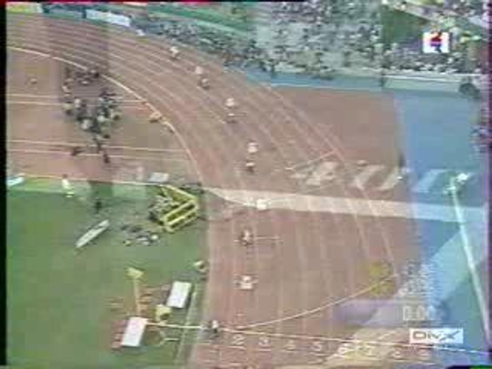 Record du monde du 400m michael johnson