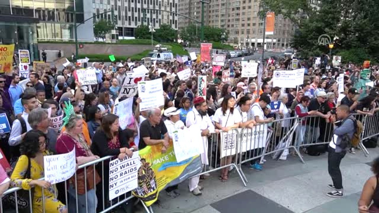 Trump'ın Seyahat Yasağı Protesto Edildi - New