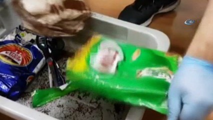 Kolombiyalı kokain kuryesi Atatürk Havalimanı'nda yakalandı