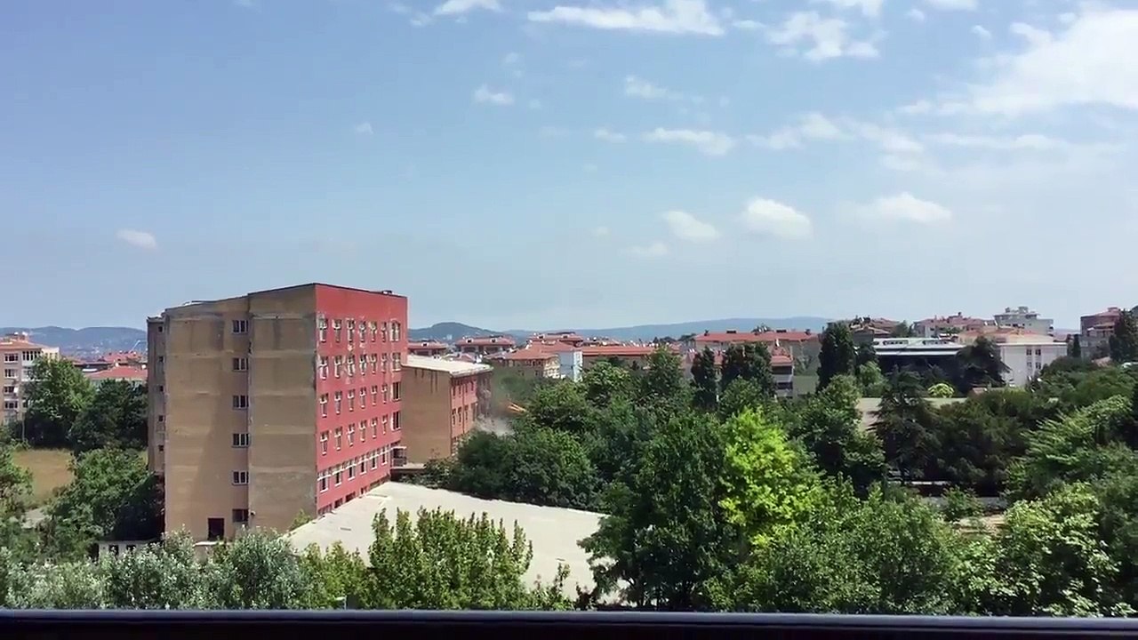 Arazisi KİPTAŞ'a satılan Etiler Polis Meslek Yüksekokulu'nun yıkımı başladı