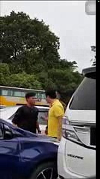 sekali kena tolak langsung xbleh bangun hahaha