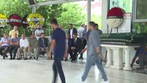 Başbakan Yıldırım, Alpay Özalan'ın Vefat Eden Babası Mustafa Özalan'ın Cenaze Törenine Katıldı (1)