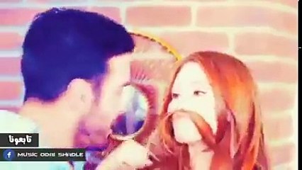غيرة البنات شو حلوة غارت من حبيبها لانو عم يحكي عالموبايل وبلشت تعمل حركات مشاغبة