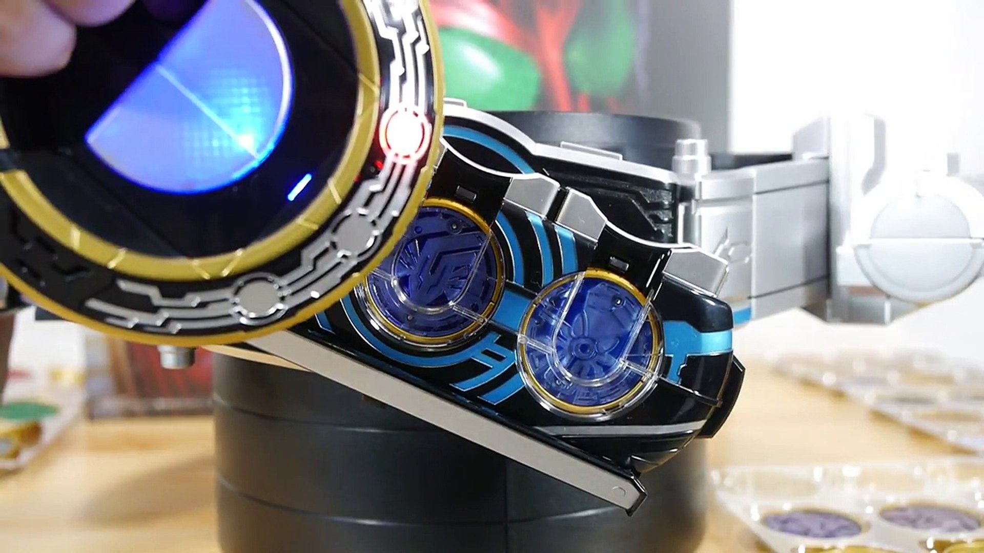 全メダル紹介と全コンボ変身 必殺技 タトバからタマシー スーパー