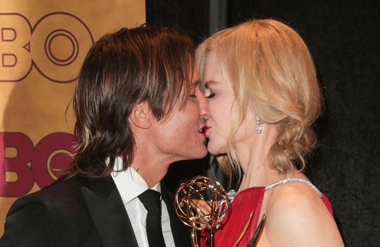 Nicole Kidman and Keith Urban 'never text'