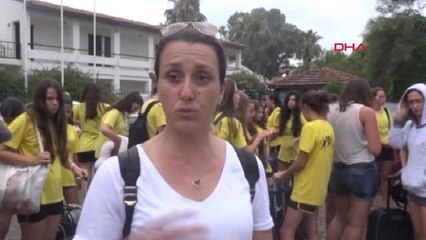 İzmir 'Her Şey Dahil' Diye Anlaştıkları Tatil Köyünde, Aç Kaldıkları İddiası