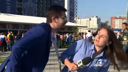 Wieder Bussi-Angriff bei der WM