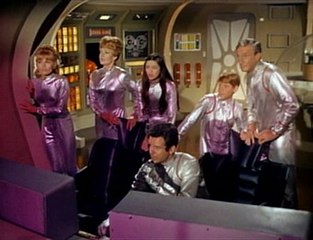 Lost in Space  S03E01 - The Condemned Of Space
