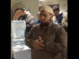 الشيخ عبد الله كامل يبكي العاملين بقناة الندى في صلاة العشاء