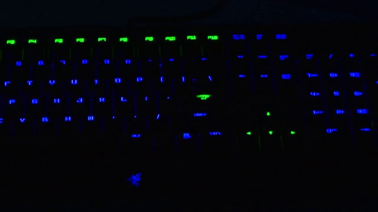 How To- Properly clean a mechanical keyboard (Quick Version) - Razer Blackwidow Ultimate