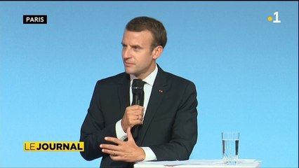 Au cours de cette réunion solennelle le président de la République a confirmé sa venue en Polynésie en 2019