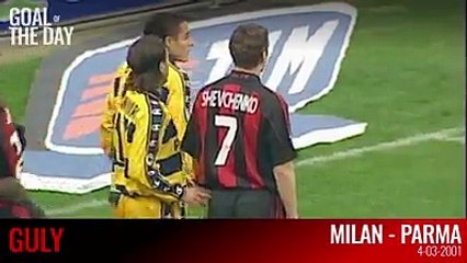 下载视频: ⚽ Goal of the Day Andriy Shevchenko headers  Guly headers IN! ✅Il tuffo di testa di Guly  dopo la spizzata di Sheva 