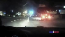 شرطي يخاطر بحياته لإنقاذ راكب من احتراق سيارته