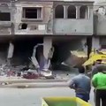 فيديو: لن تصدق ما حدث للجرافة عند هدمها هذا البناء!