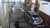 فيديو رجل يقتل عامل مغسلة سيارات لهذا السبب التافه