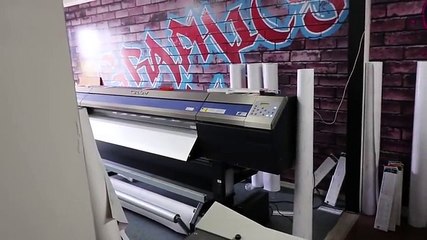 شاب يحول سيارته إلى سيارة من أفلام الكارتون