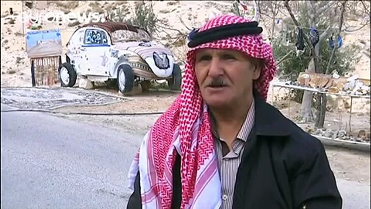 بالفيديو أصغر فندق في العالم في الأردن يجذب السياح من حول العالم